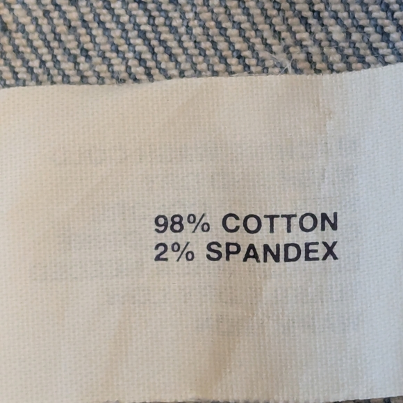 GAP Light Blue Denim Jacket with Button Accents - Picture 4 of 12